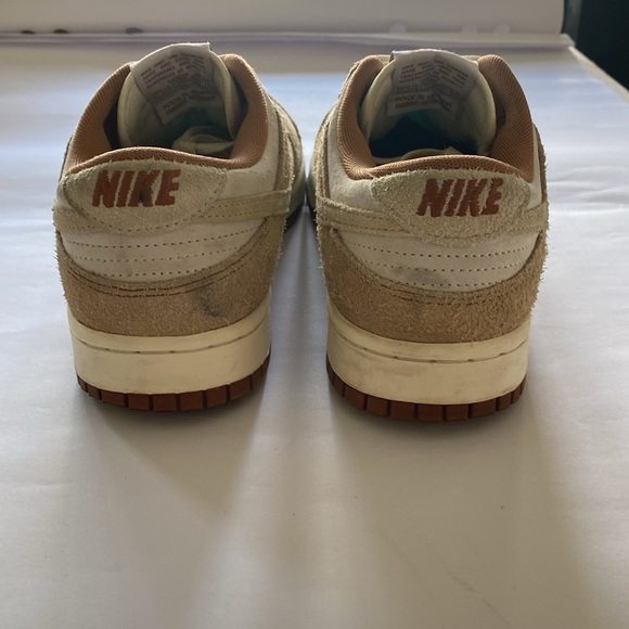 Nike Men’s Dunk Low # DD1390-100 Premium Leather Sneakers Size 9 - Picture 5 of 8